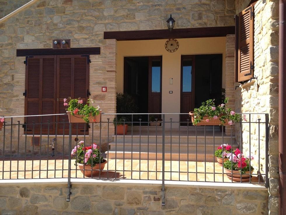 La Collina Dei Ciliegi Βίλα Καμερίνο Εξωτερικό φωτογραφία